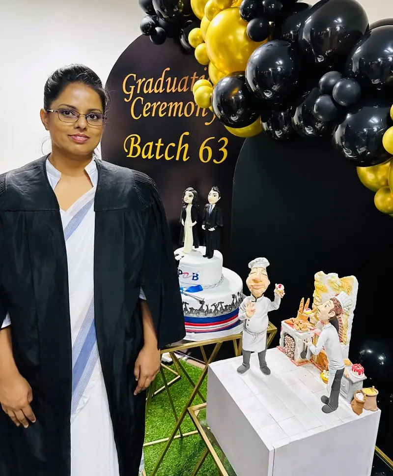 Combining my love for sculpture with the art of pastry has been an incredible journey. For my graduation day a