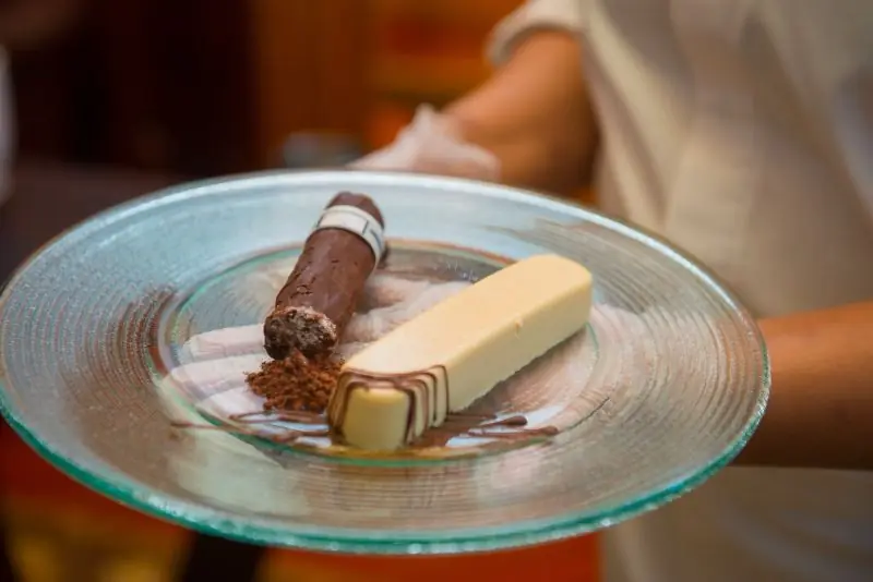 St. Regis crafted a delicate chocolate cigar, filled with smooth dark chocolate couverture infused with honey 